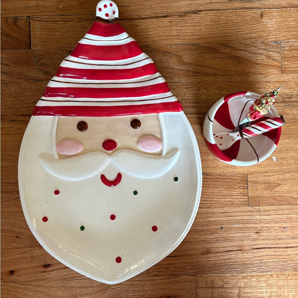 Festive Santa Claus Ceramic Plate Set